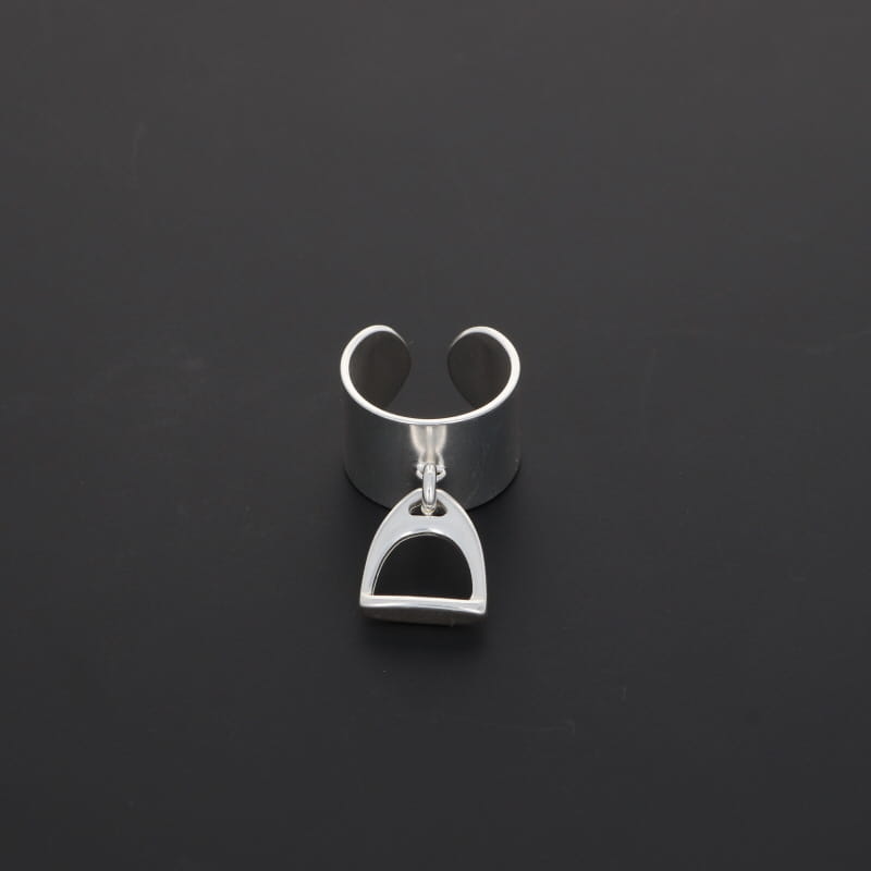 Bague en plaqué argent, design étrier