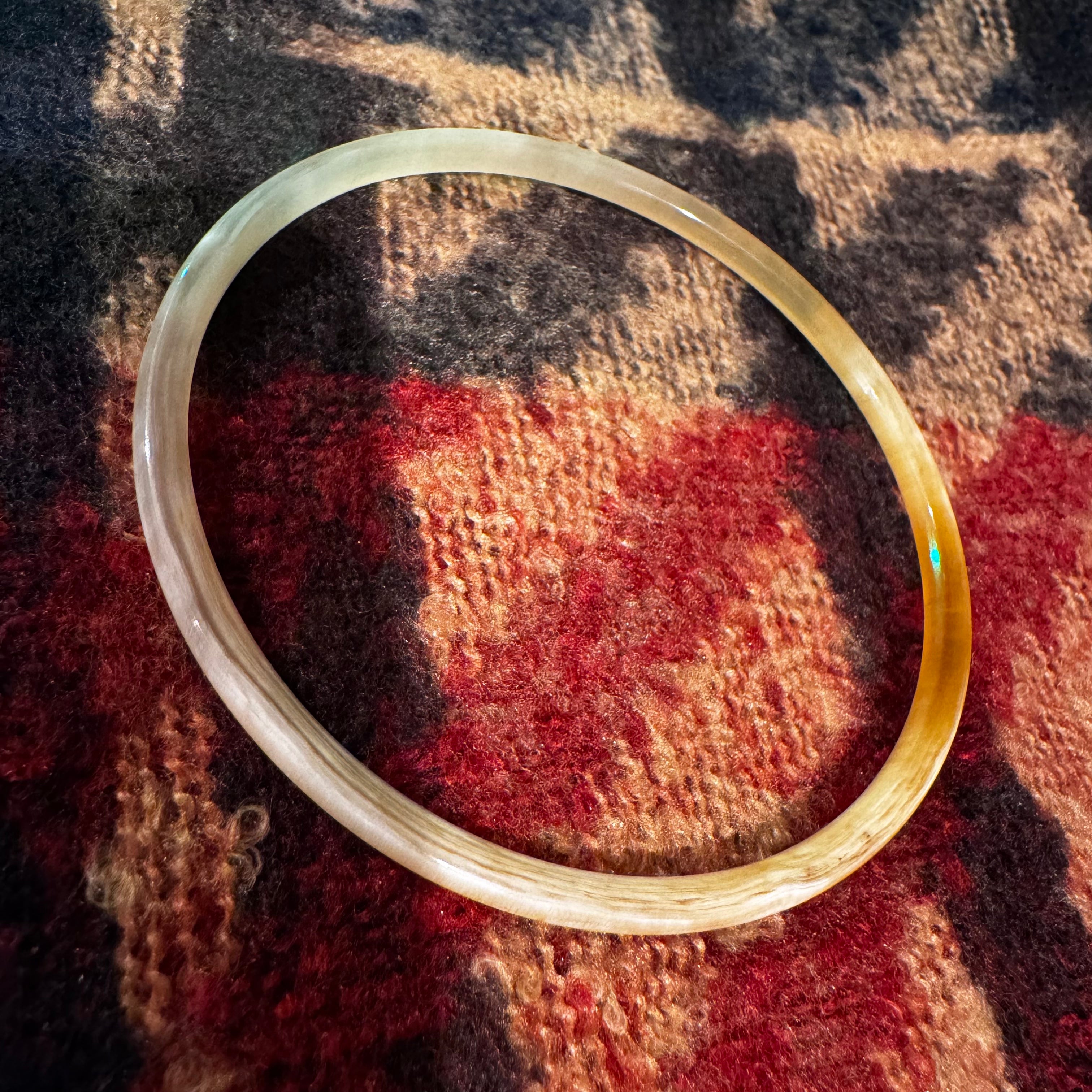 Semainier en corne de buffle