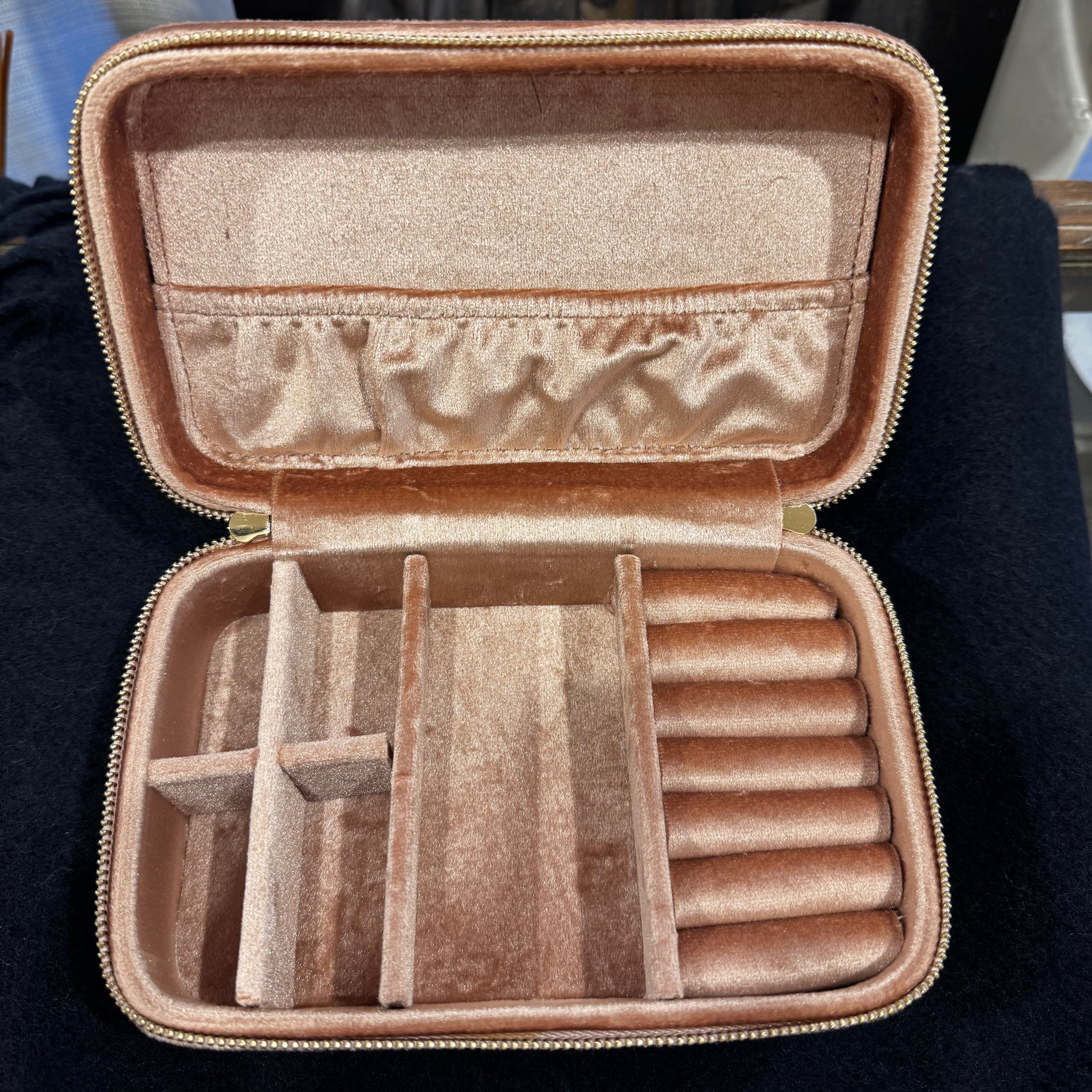 Boîte à Bijoux Élégante en Velours