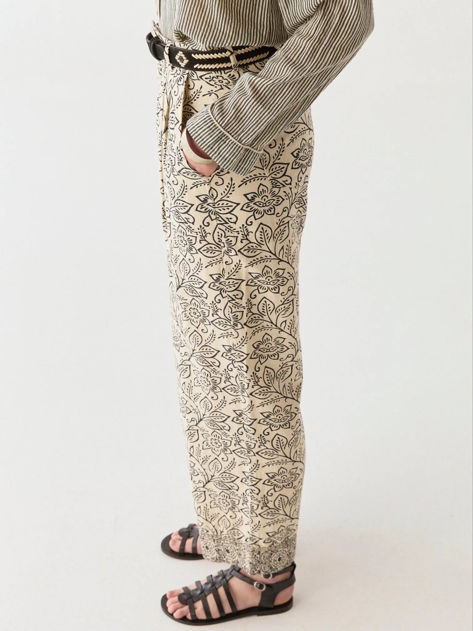 Lolo pant white lies