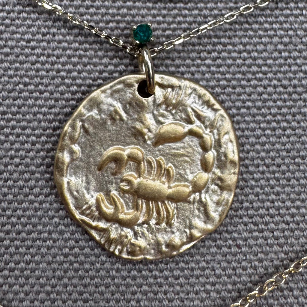 Collier pendentif signe astrologique en acier inoxydable doré