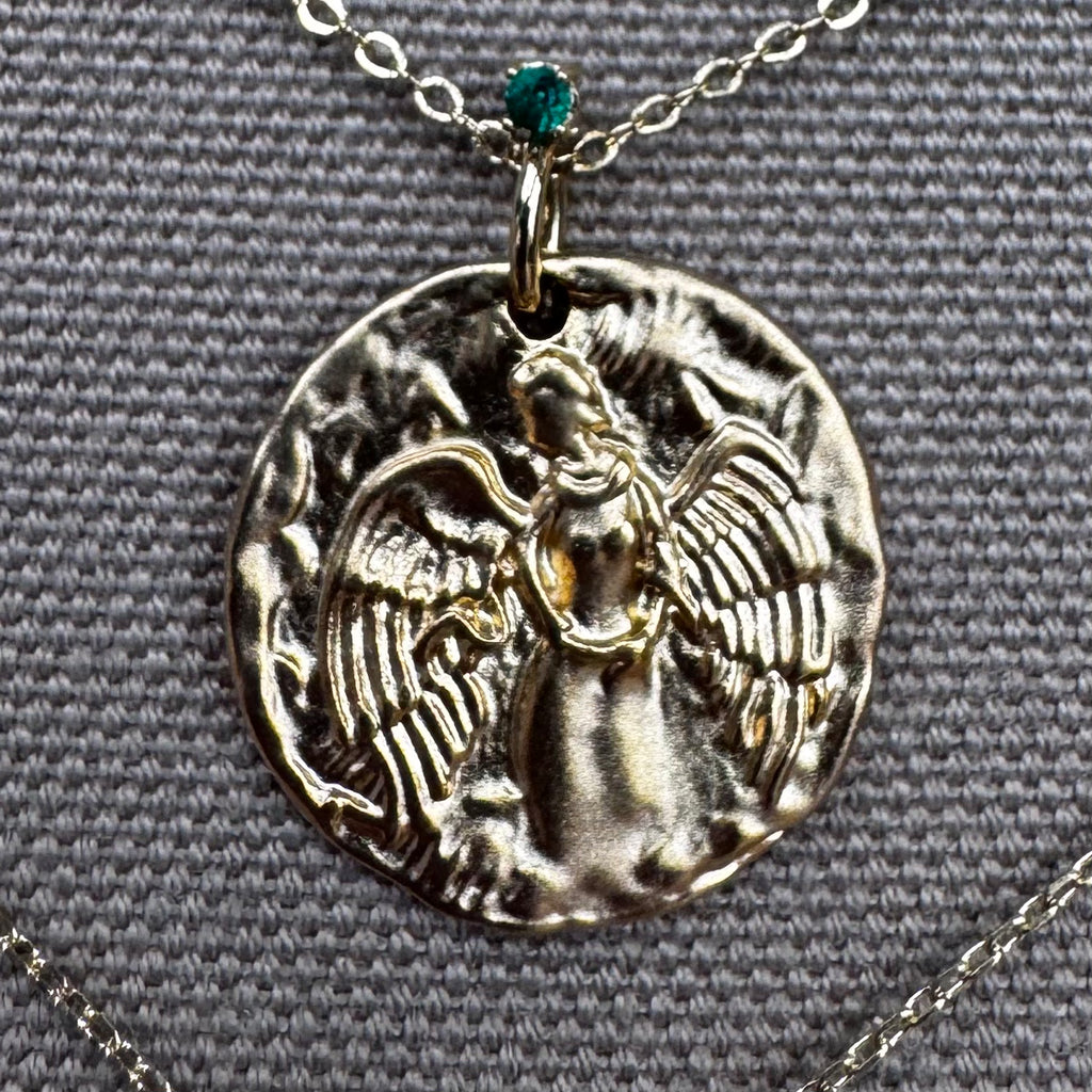 Collier pendentif signe astrologique en acier inoxydable doré